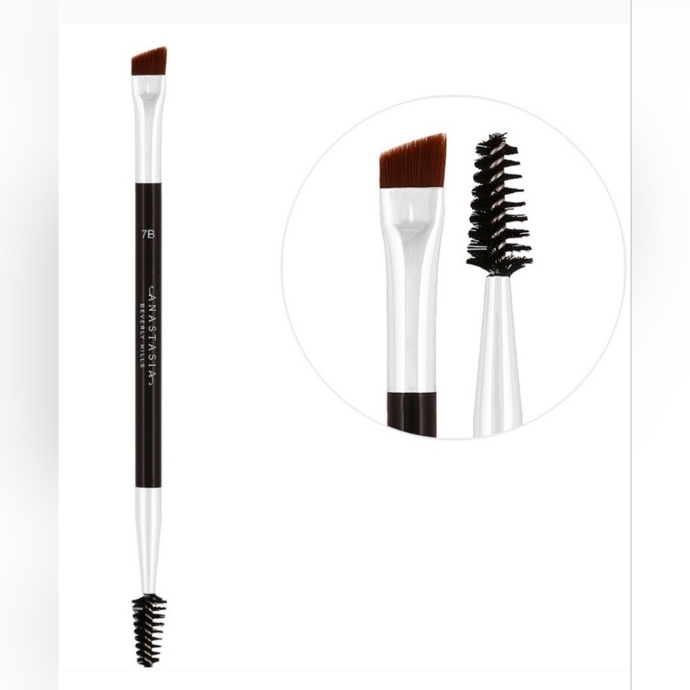 Anastasia Beverly Hills Dual-Ended Angled Brush 7B for Brows